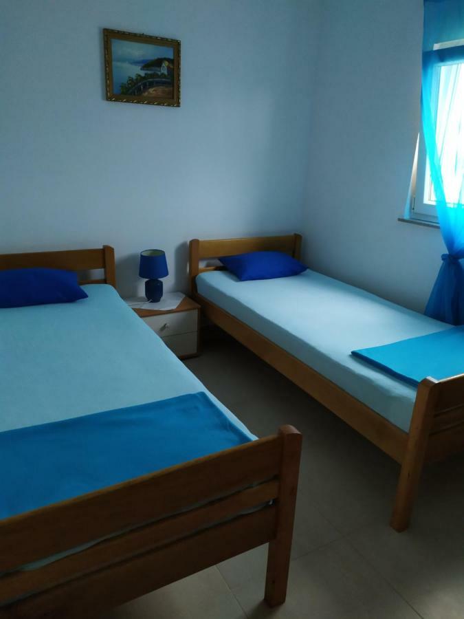 Apartmani Vjeko Vir Eksteriør billede